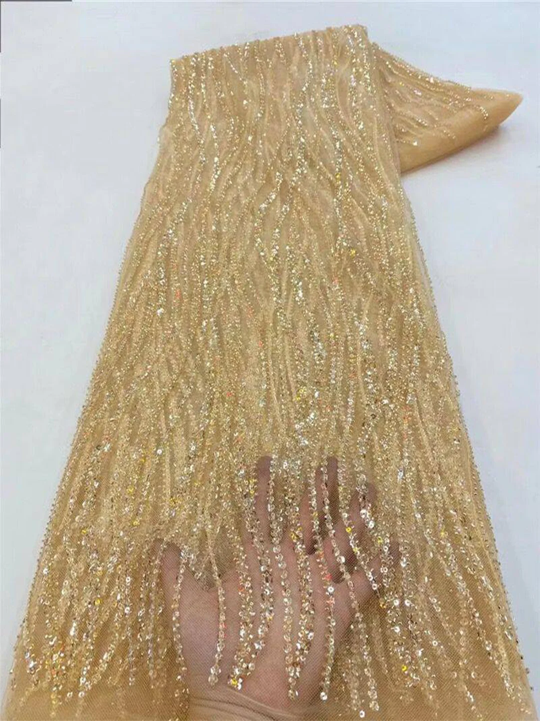Gold Color Africa Embroidered  - Glitter Tablecloth 评论和价格