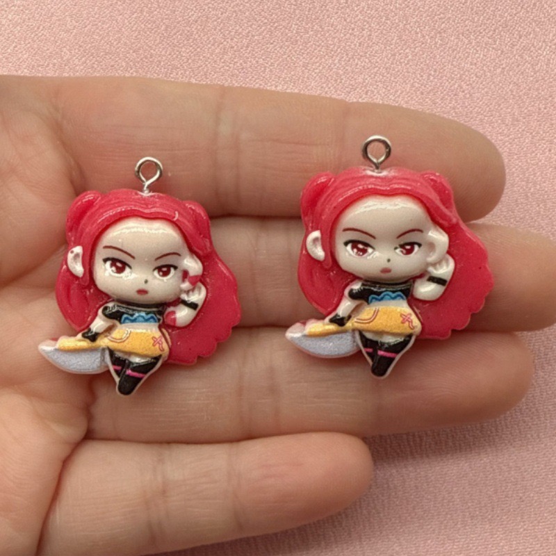 10pcs resin cartoon pendant, D - Event Party 评论和价格