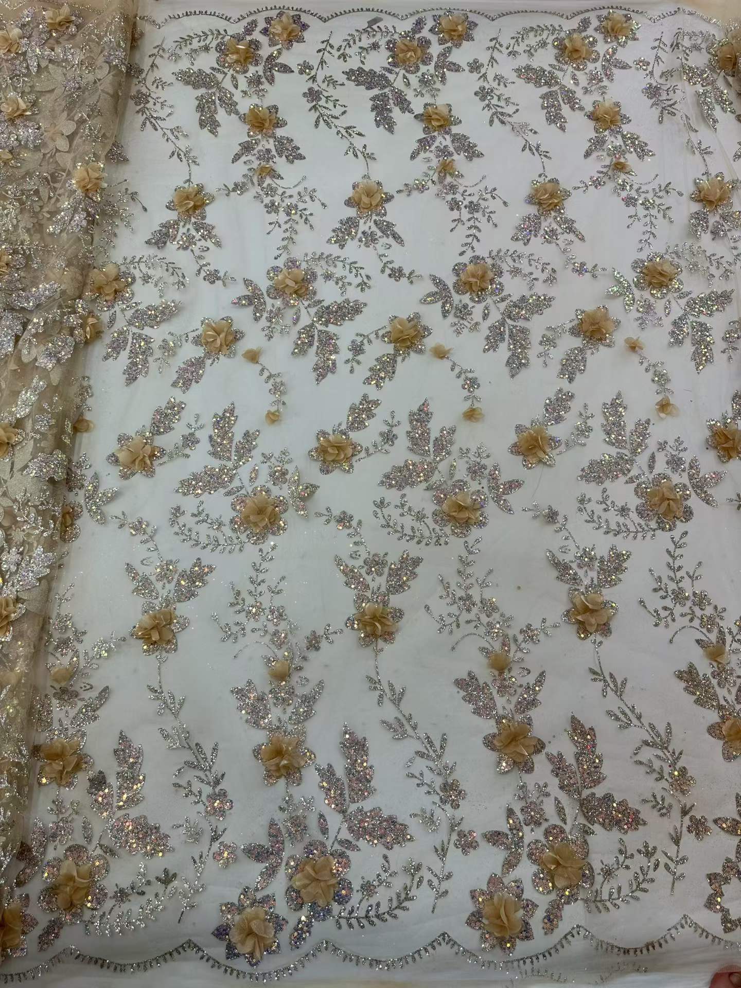 African Lace Fabric Embroidere - Glitter Tablecloth 评论和价格